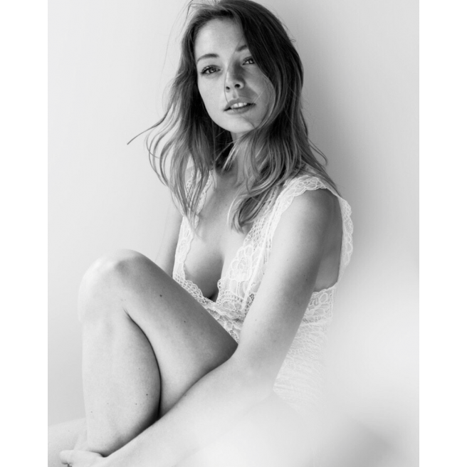 Paloma Casile - Body Johnny Ivoire