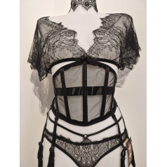 Kunza - Lucina - Serre-Taille à Manche en Dentelle - Noir