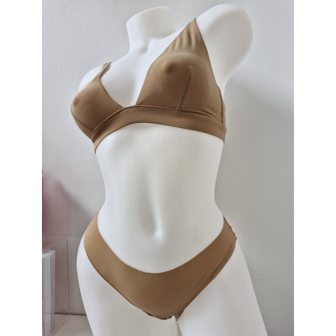 ID. Sarrieri - Daisy Clean Cut - Microfibre - Sable ID. Sarrieri - Daisy Clean Cut - Microfibre - Sable