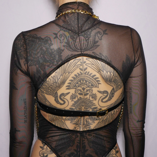 Harnais de poitrine triangle et chaines Gold Harnais de poitrine triangle et chaines Gold