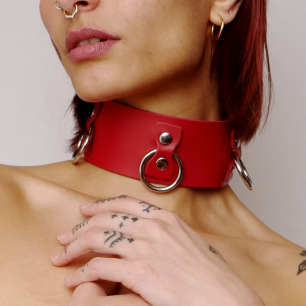 Collier en cuir Collection Anneaux Rouge Collier en cuir Collection Anneaux Rouge