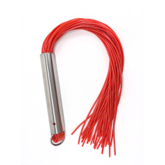Martinet rouge manche métal lanières en PVC Martinet rouge manche métal lanières en PVC
