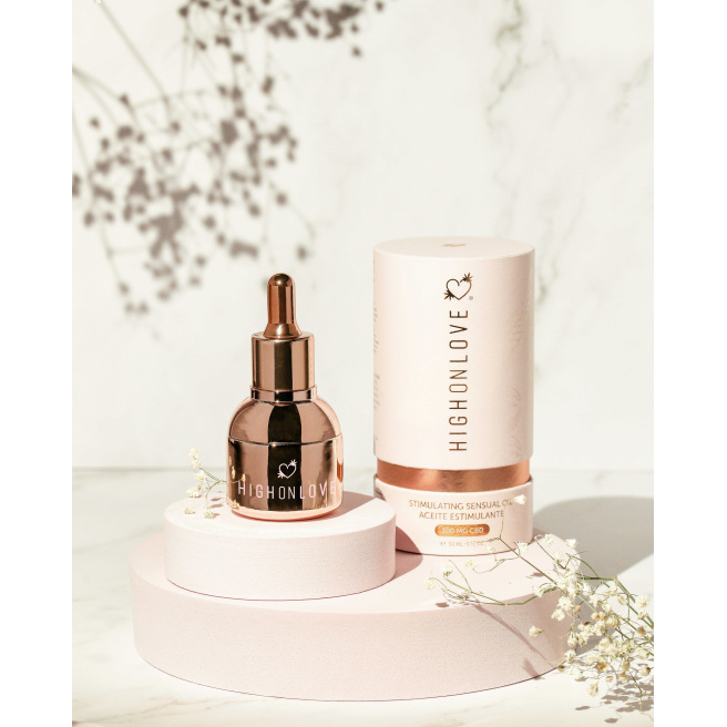 Huile sensuelle stimulante avec 300 mg de CBD 30 ml