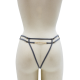 String gris avec bijou couleur aléatoire et chaîne dorée