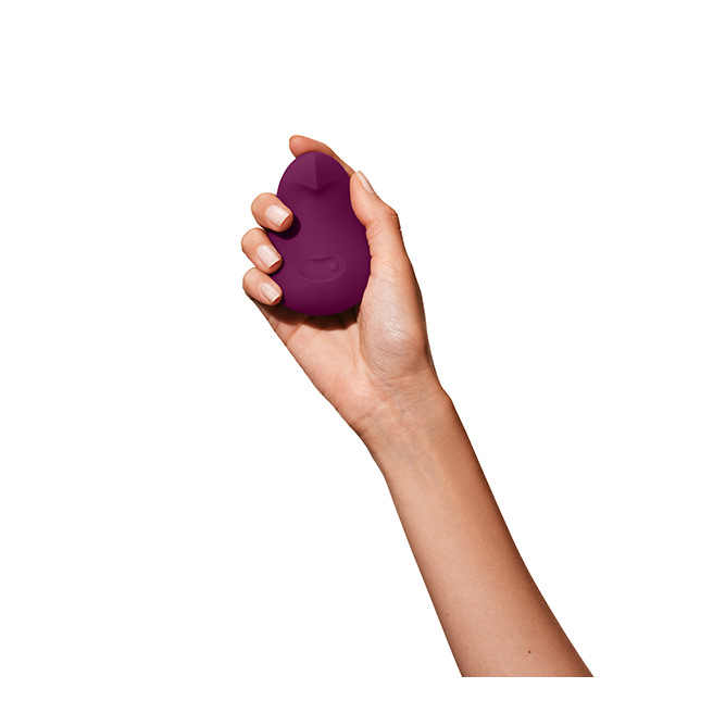 Dame Products - Pom Flexible Vibrator Plum Dame Products - Pom Flexible Vibrator Plum
